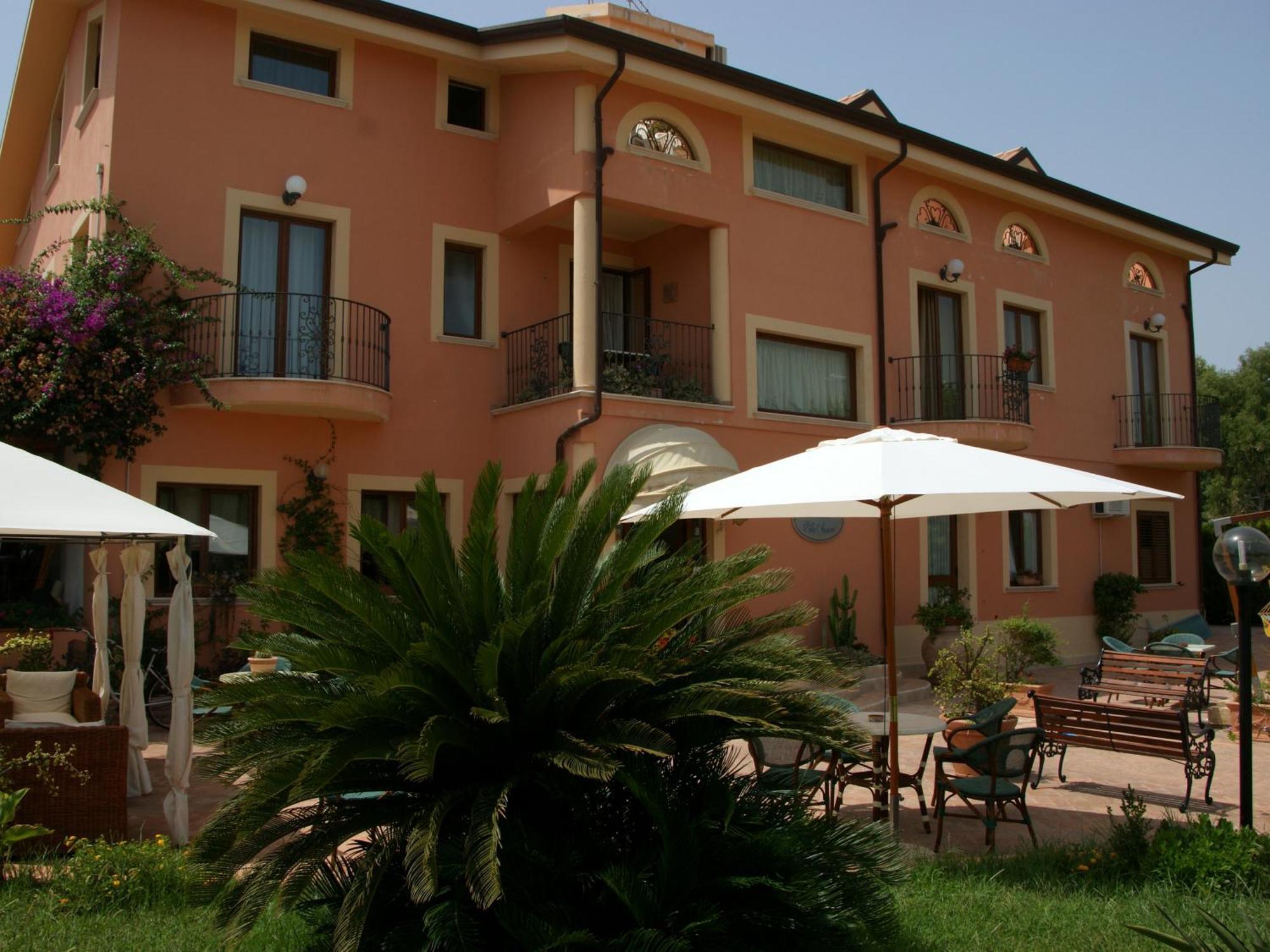 Villa Aurora Le Castella  Exteriér fotografie